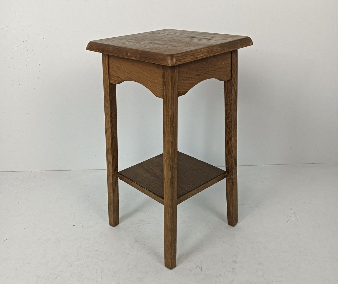 photo furniture Vintage Stool Pedestal Plant Stand Side Occasional Table Vintage  Two Tier Carve