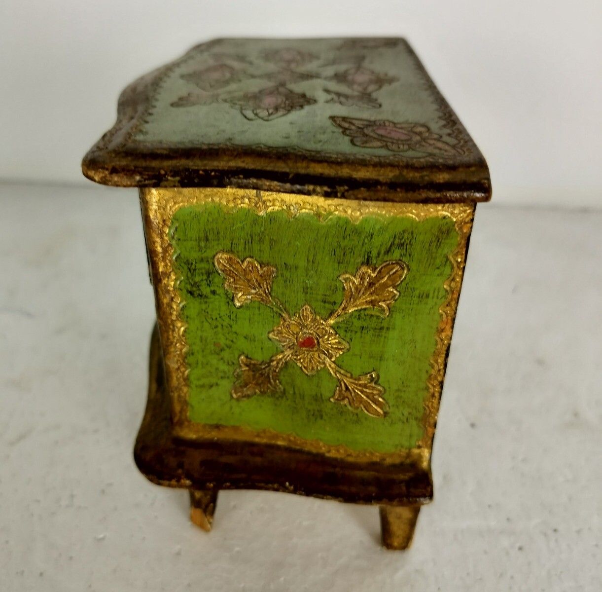 Small Italian Mid Century Hollywood Regency Florentine Jewelry Trinket Box Cabin photo vintage