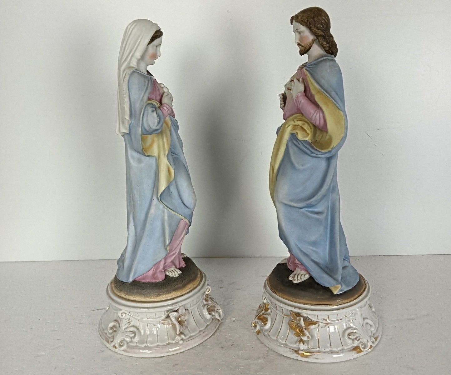 Vintage Statues Couple Porcelain Polychrome Jesus Christ Virgin Mary Madonna Hol photo 384.0