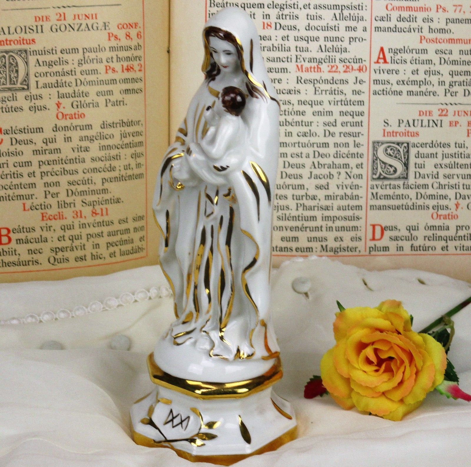 Antique 1900 Vieux Paris Porcelain Bisque  Statue Virgin Mary Infant Jesus 8.66"