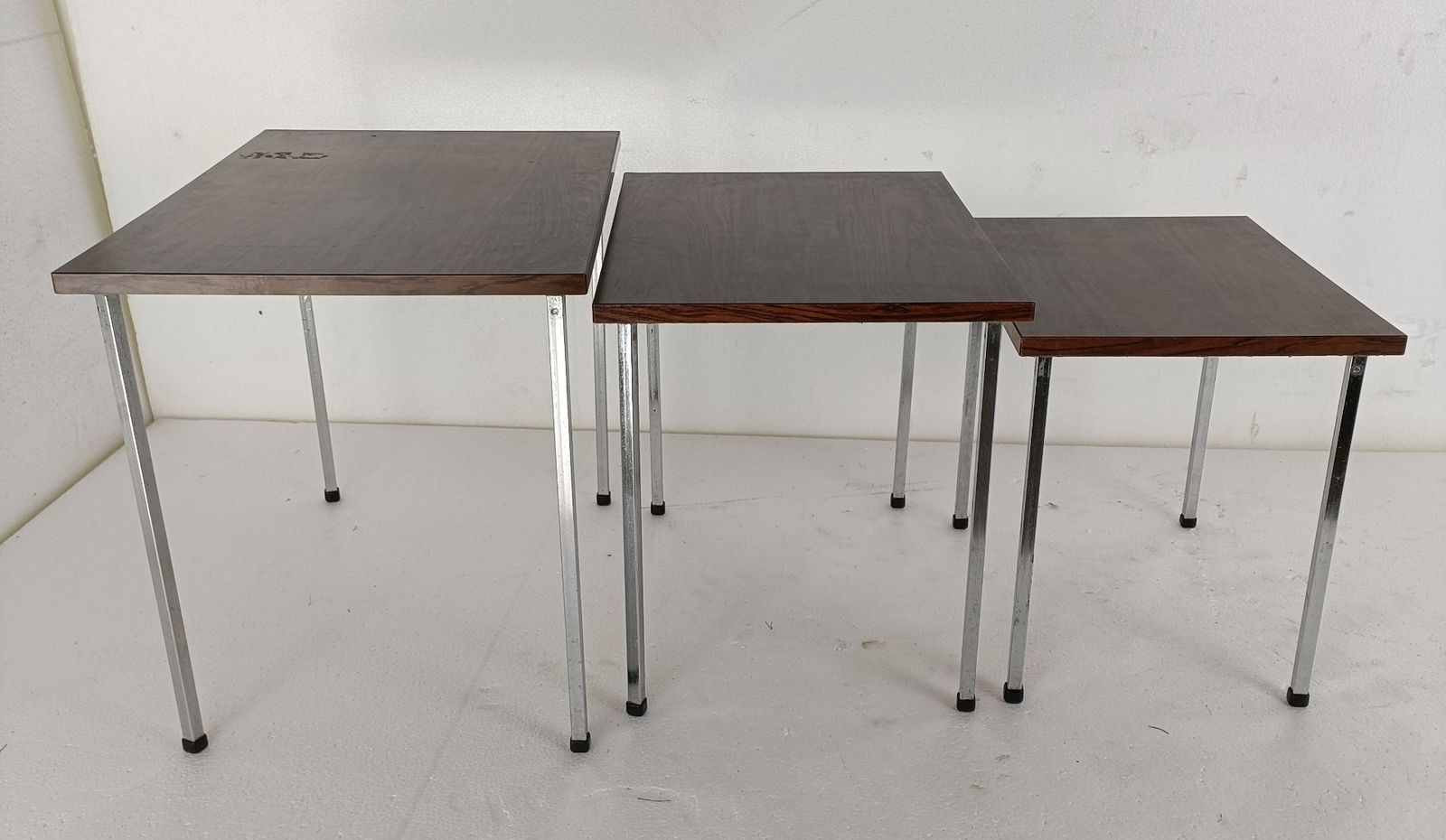 Set Of 3 Modernist  Nesting Stacking Coffee Side Tables Brown Veneer Chrome Legs photo for sale