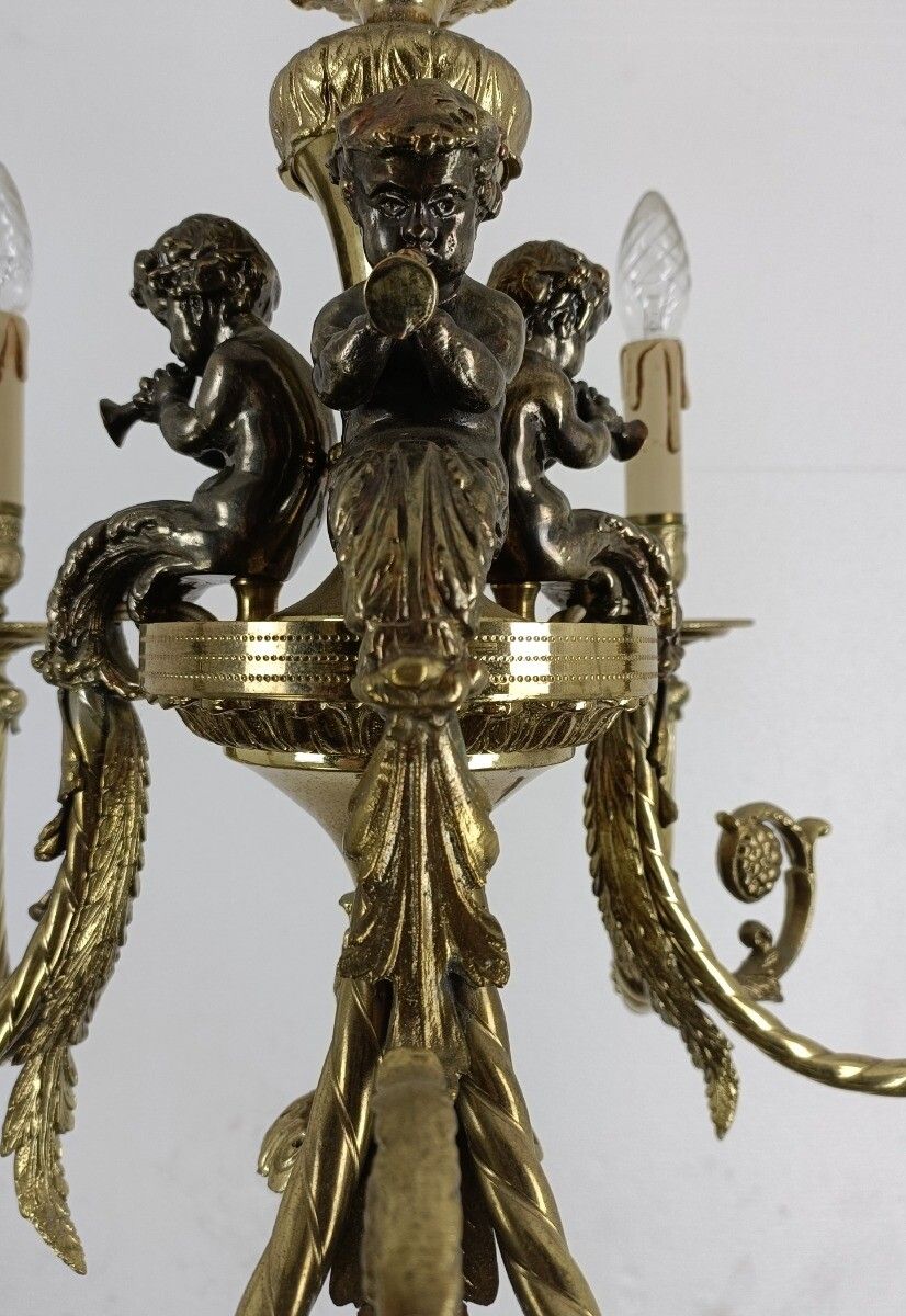 photo furniture Exquisite Hollywood Regency Chandelier 6 Arm Bronze Patinated Cherubs Trumpet
