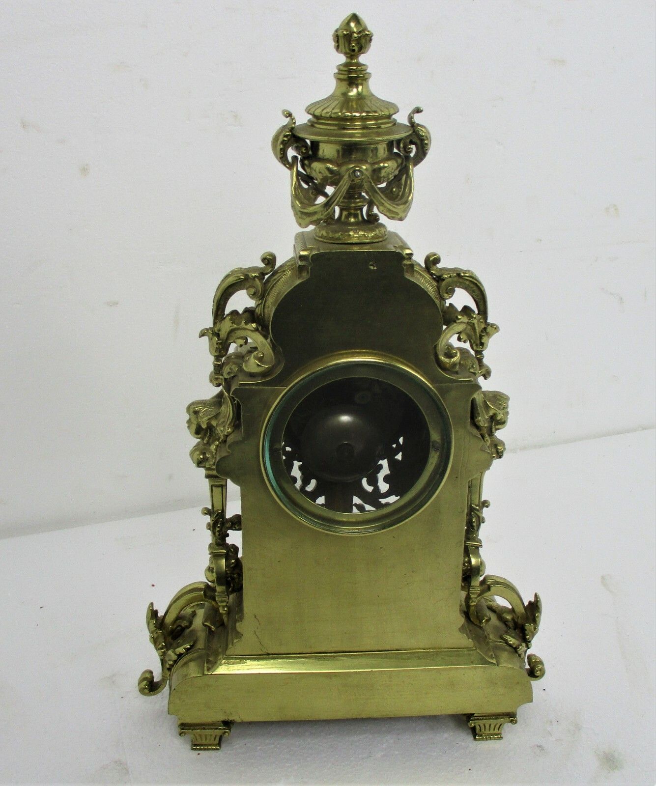 1002.0 3 Piece Garniture Mantle Set 5 Arm Candelabras Clock Set Working Ornate Antique photo