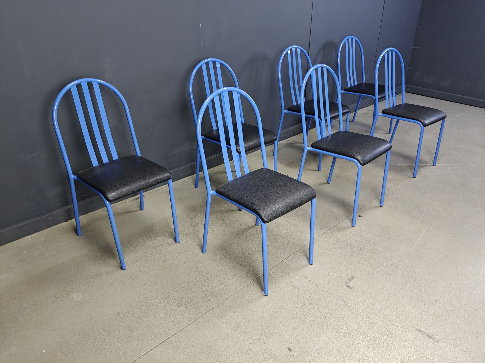 Set Of Nr 222 Chairs By Robert Mallet Stevens, 1980s, Set Of 7 photo for sale