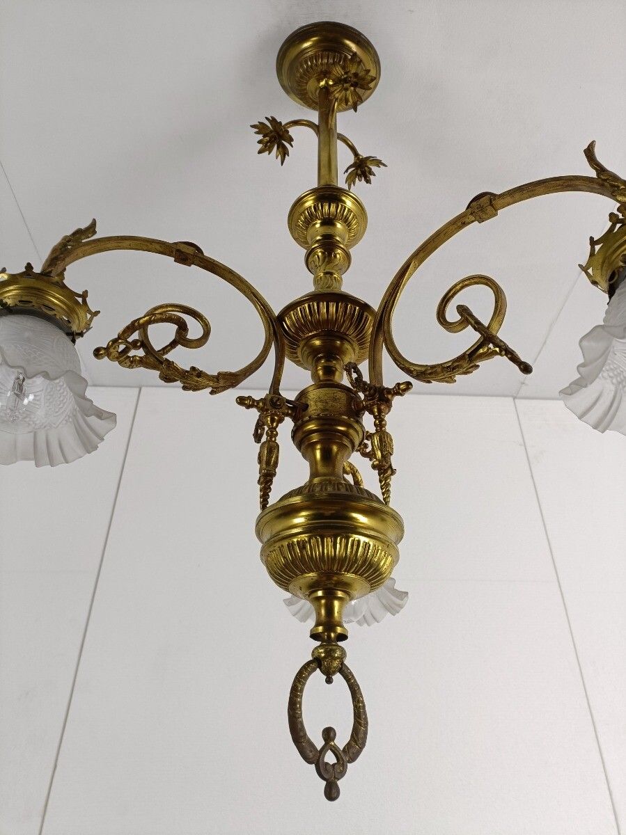 photo furniture Brass Antique Gas Chandelier Electrified 3 Arms Lights Ornate Tulip Shaped Shade