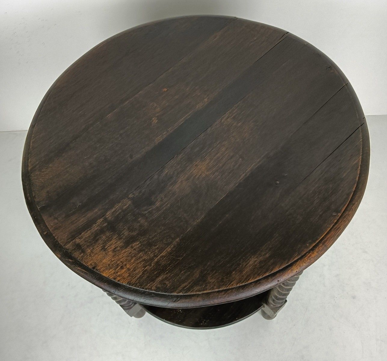 photo furniture Barley Twist Hand Carved Wood Wooden Side Coffee Occasional Large Table Vintage