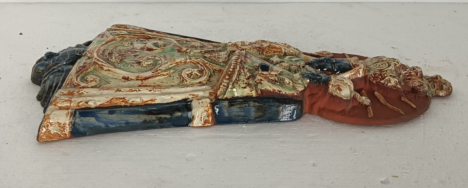 Large Vintage Ceramic Wall Hanging Madonna With Infant Jesus Angels Beautiful photo Art