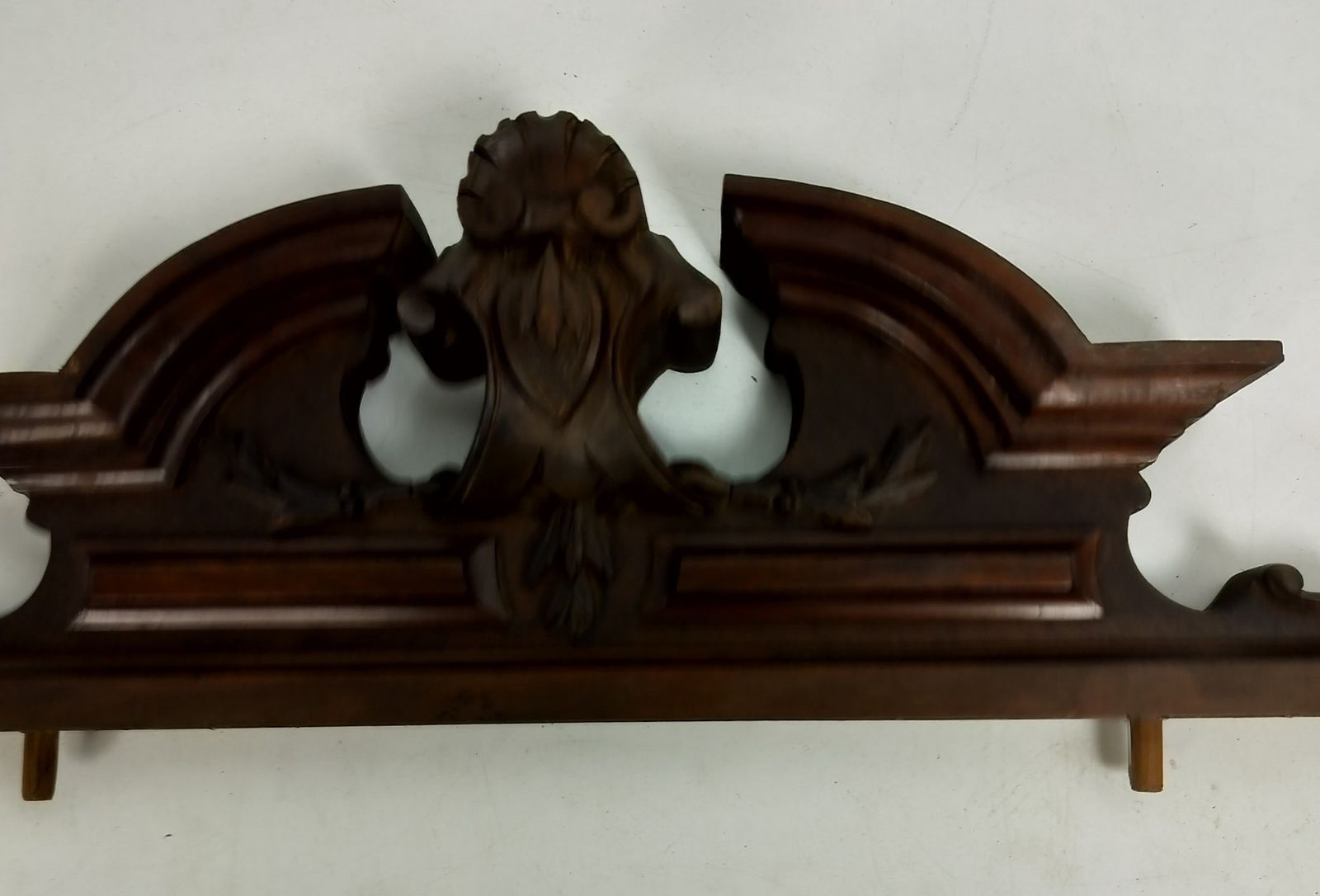 Medium  Hand Carved Wood French Pediment  Gorgeous Over Door Architectural Salva photo vintage