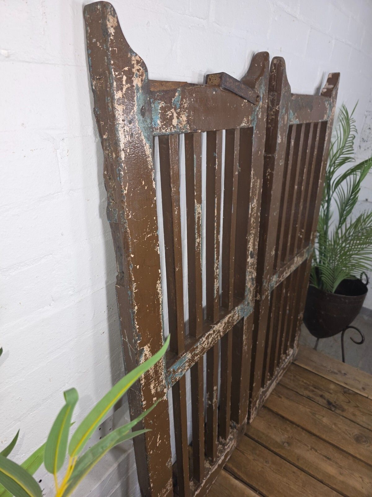 Old Pair Vintage Reclaimed Indian Wooden Iron Saloon Doors Shutters Garden Gates photo vintage