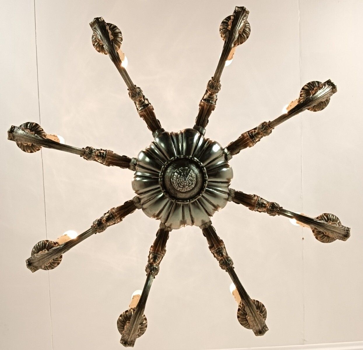 Silver Plated Bronze French Chandelier 8 Lights Arm Gorgeous Vintage Stylish photo vinterior