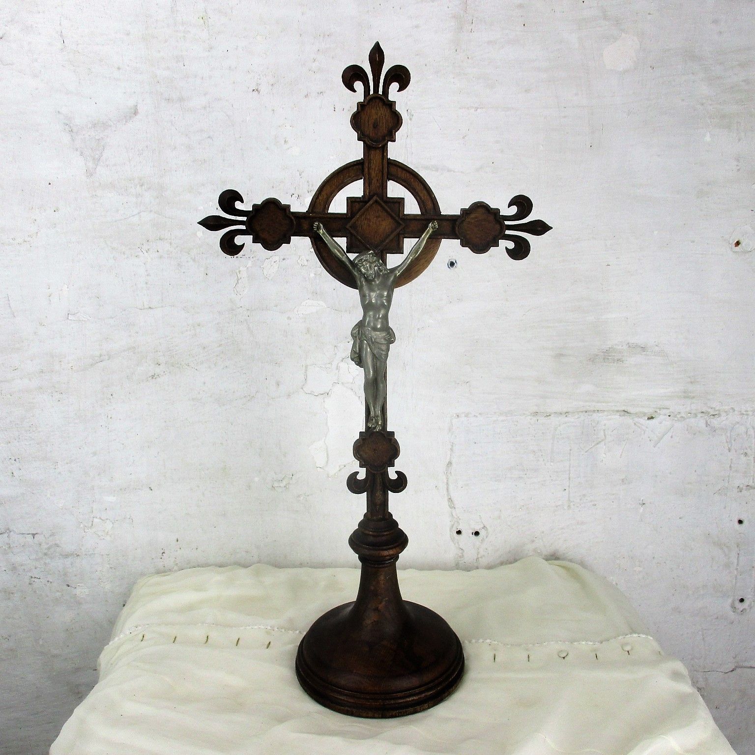 L Vintage French Standing Church Crucifix Wood Fleur De Lis Hand Made Christ photo furniture