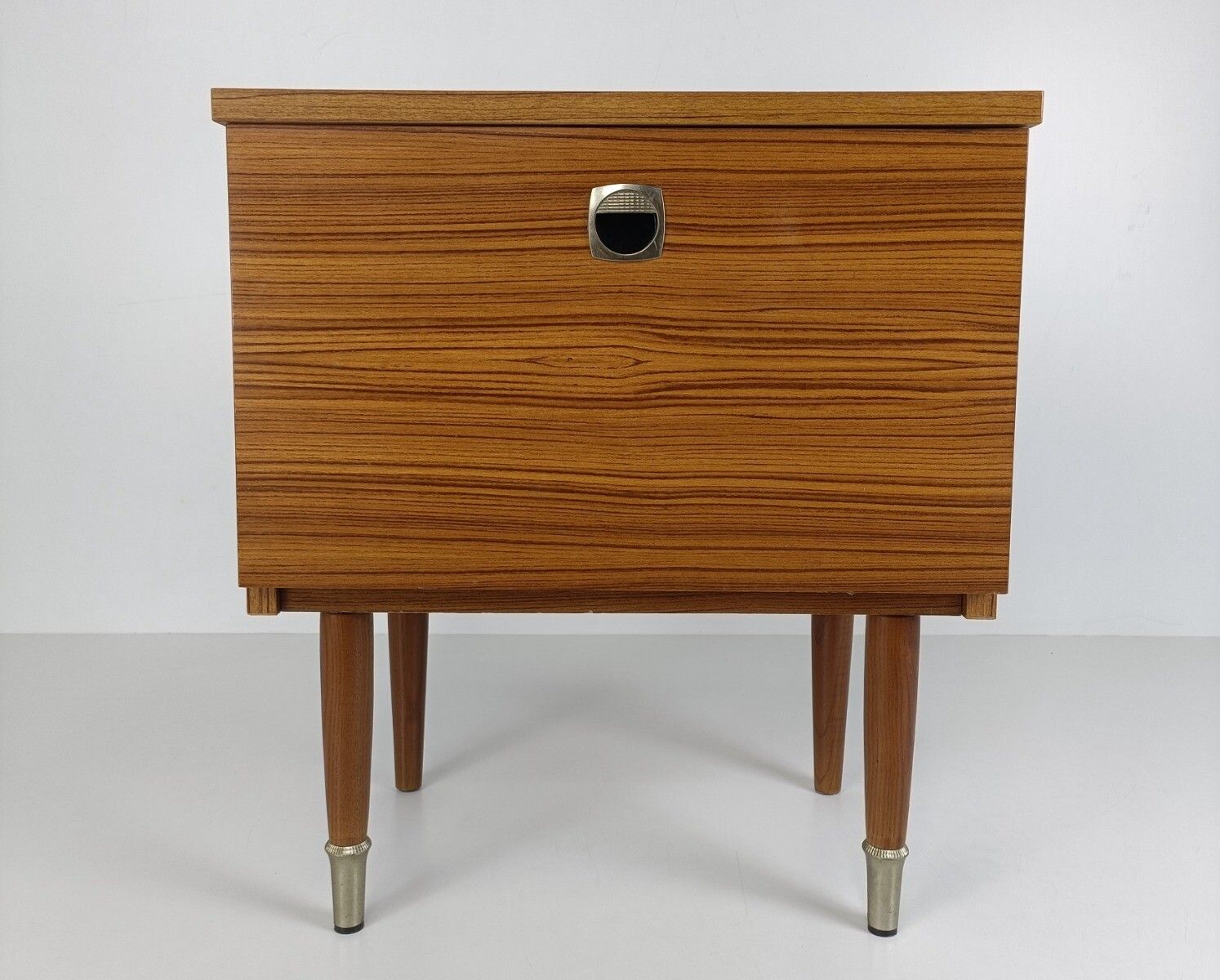 Wooden Wood  Nightstand End Table Bedroom Cabinet Vintage Modernist Retro photo 323.0