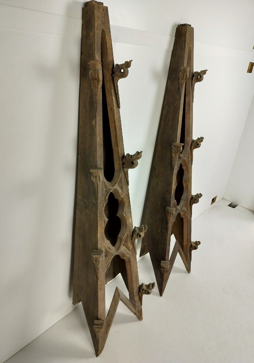 photo vinterior Gothic Antique Architectural Reclaimed Ornamental Wooden Pinacles Couple Wow Rar
