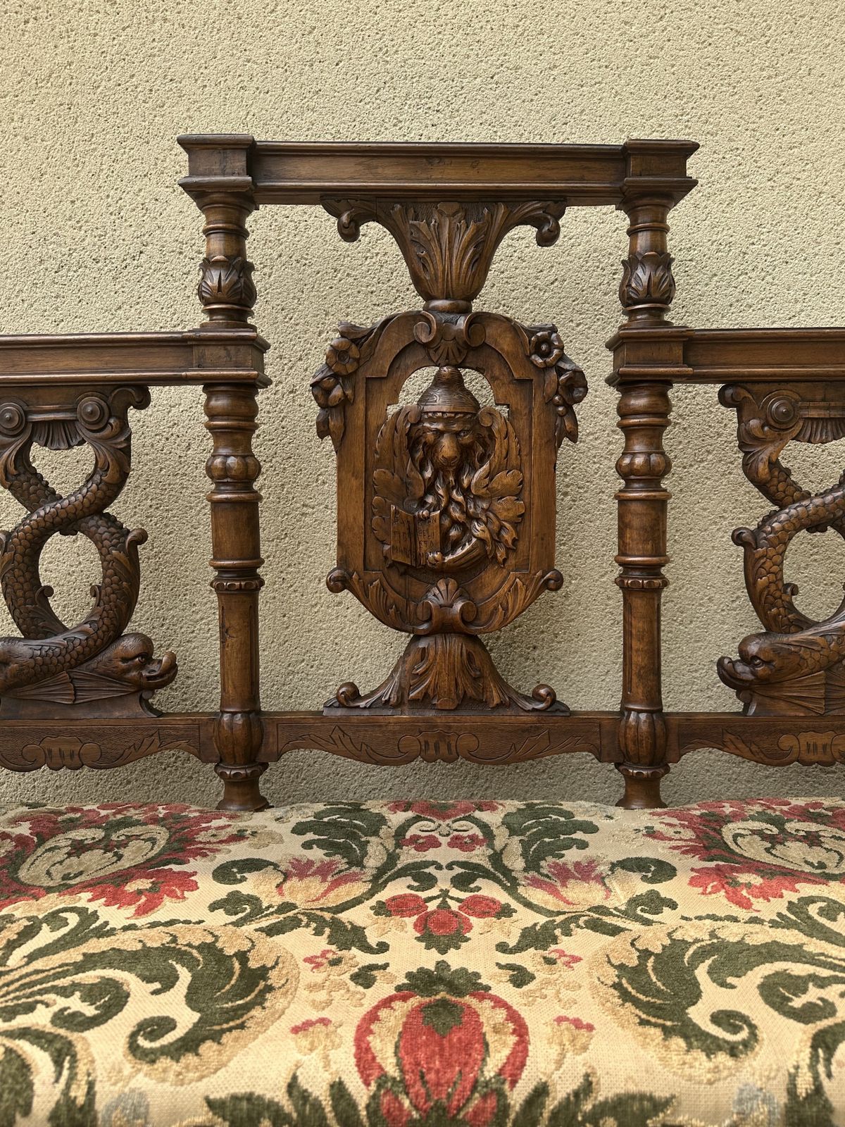 photo vinterior Superb Antique French Sofa & Chairs Set Neo Renaissance Figural / Fabric /Carved