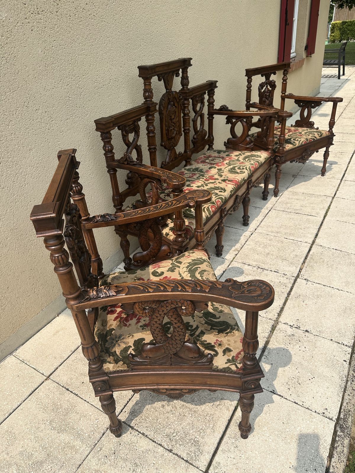 photo furniture Superb Antique French Sofa & Chairs Set Neo Renaissance Figural / Fabric /Carved