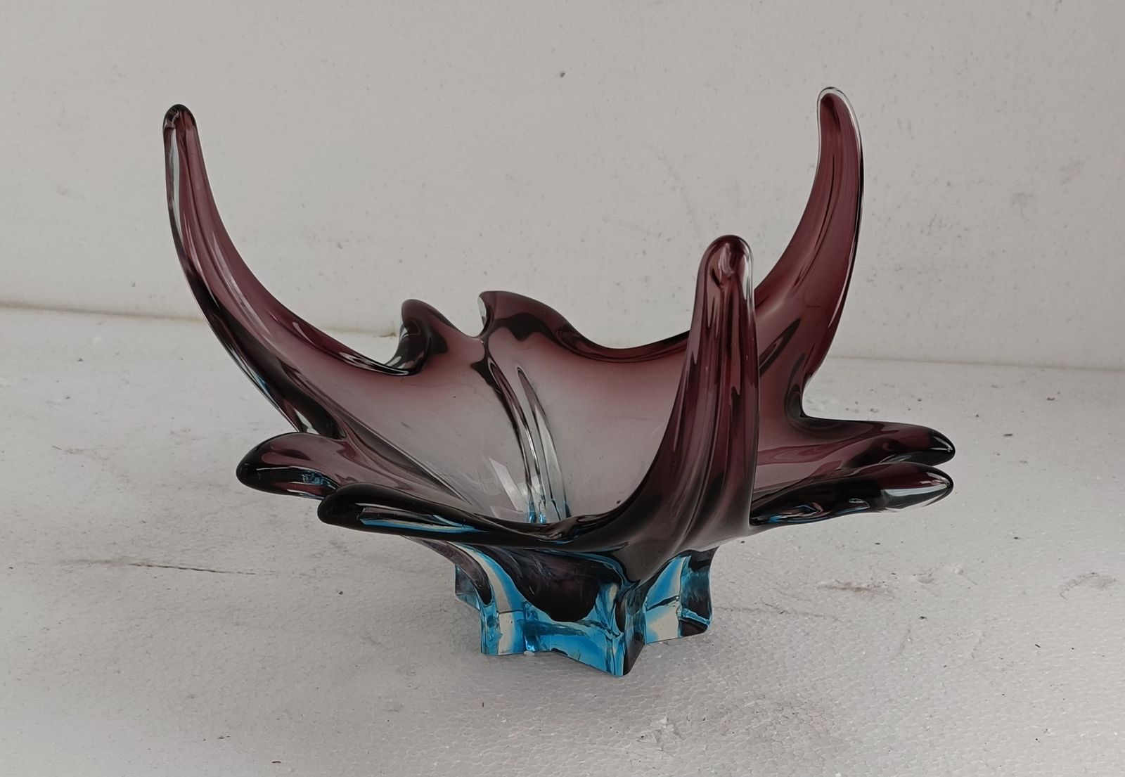 Gorgeous Bowl Dish Centerpiece Cranberry Blue Art Glass Murano Italy Modernist photo vinterior