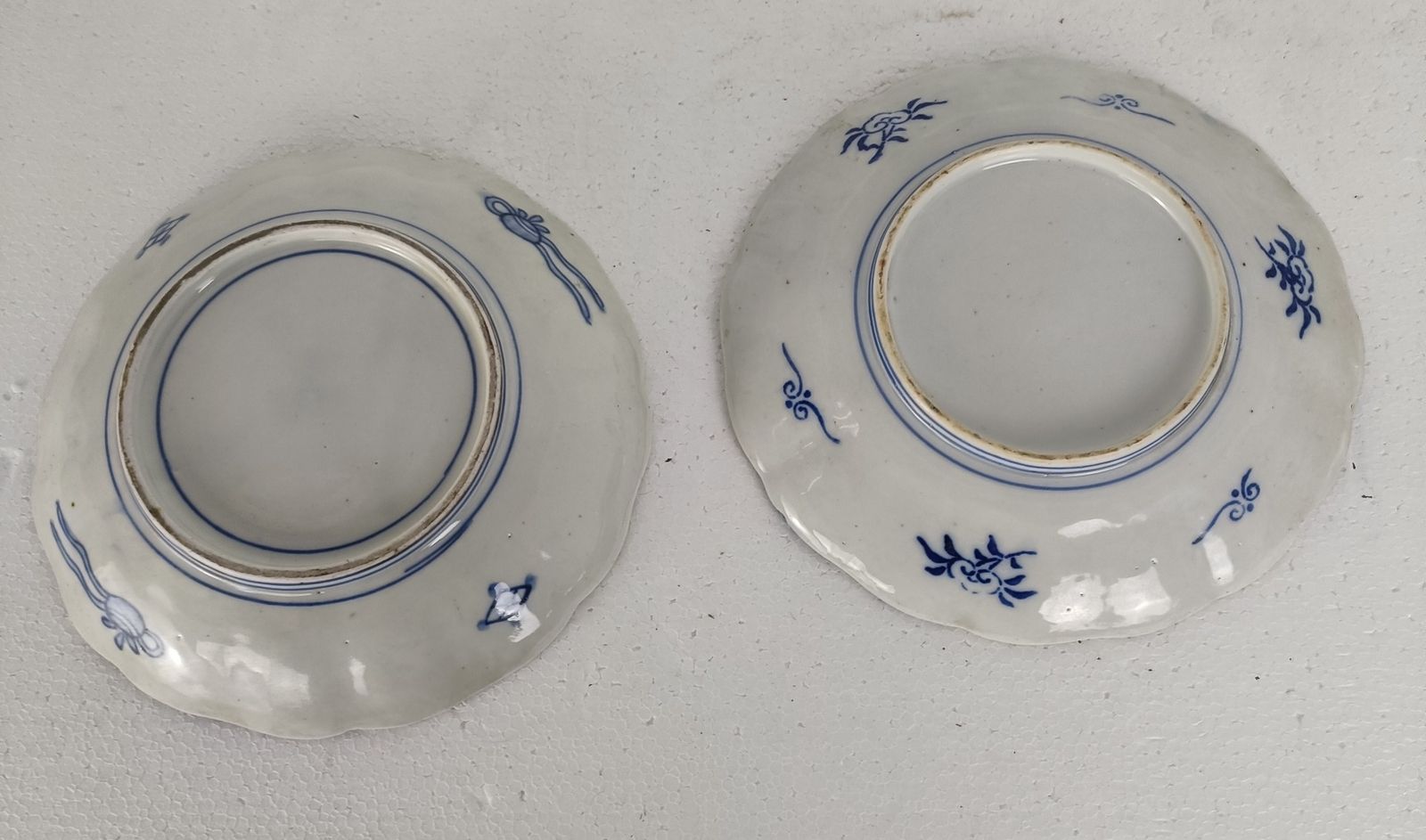 Pair Antique Japanese  Imari Porcelain Dish Platter Plate Scalloped Edge 19th Ce photo 97.0