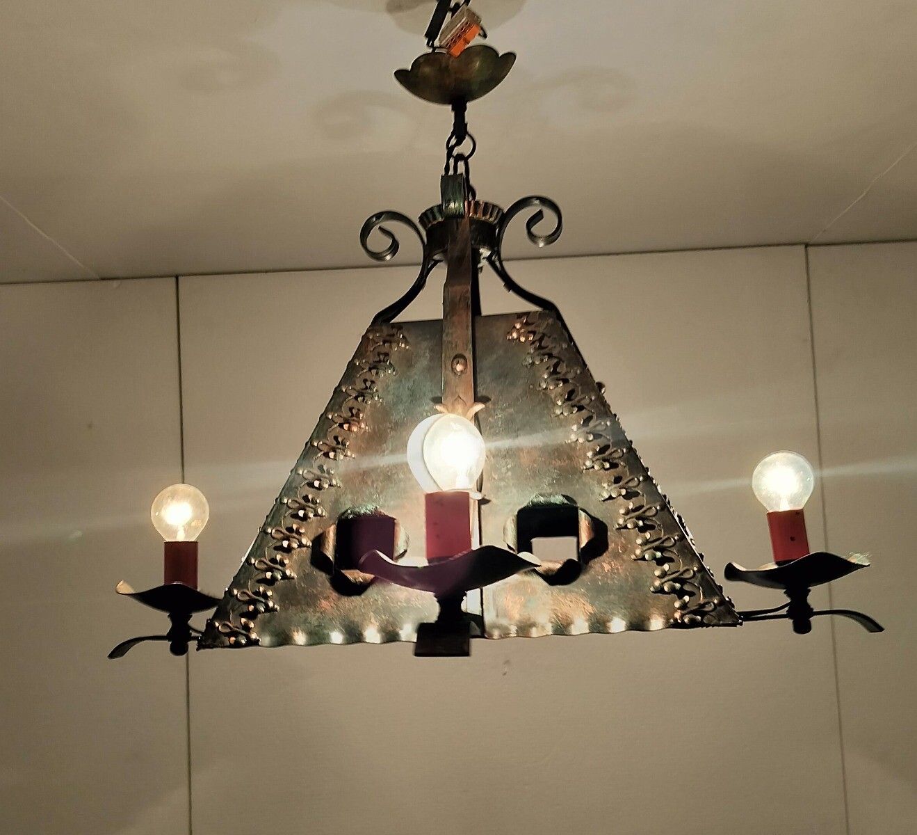 Chandelier Pendant Funky Gothic Style Metal Shade Brass Look 5 Lights photo furniture