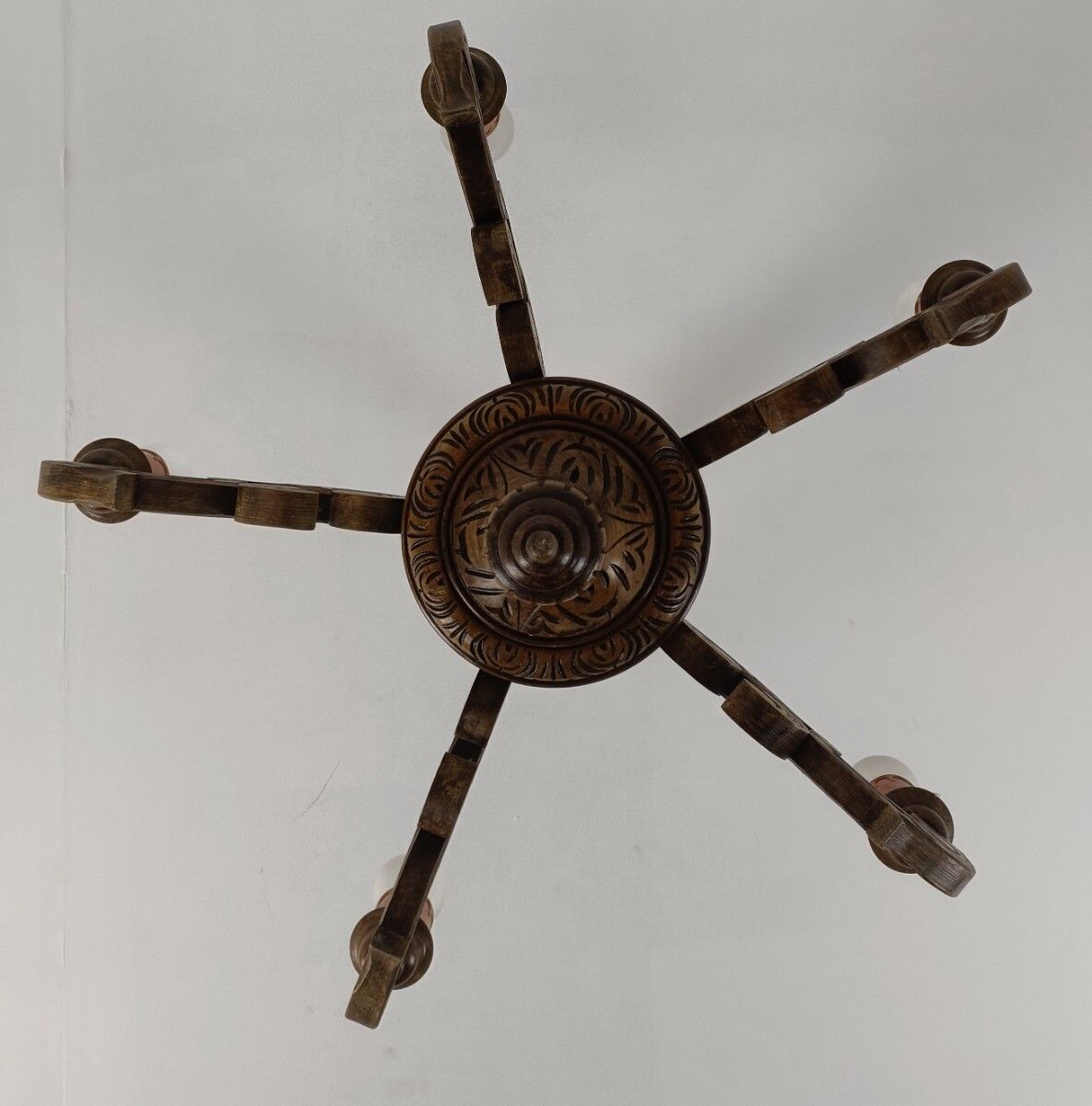Lighting Hand Carved Wooden Chandelier 5 Arm 5 Lights Vintage Modernist Barn Style Farmho photo