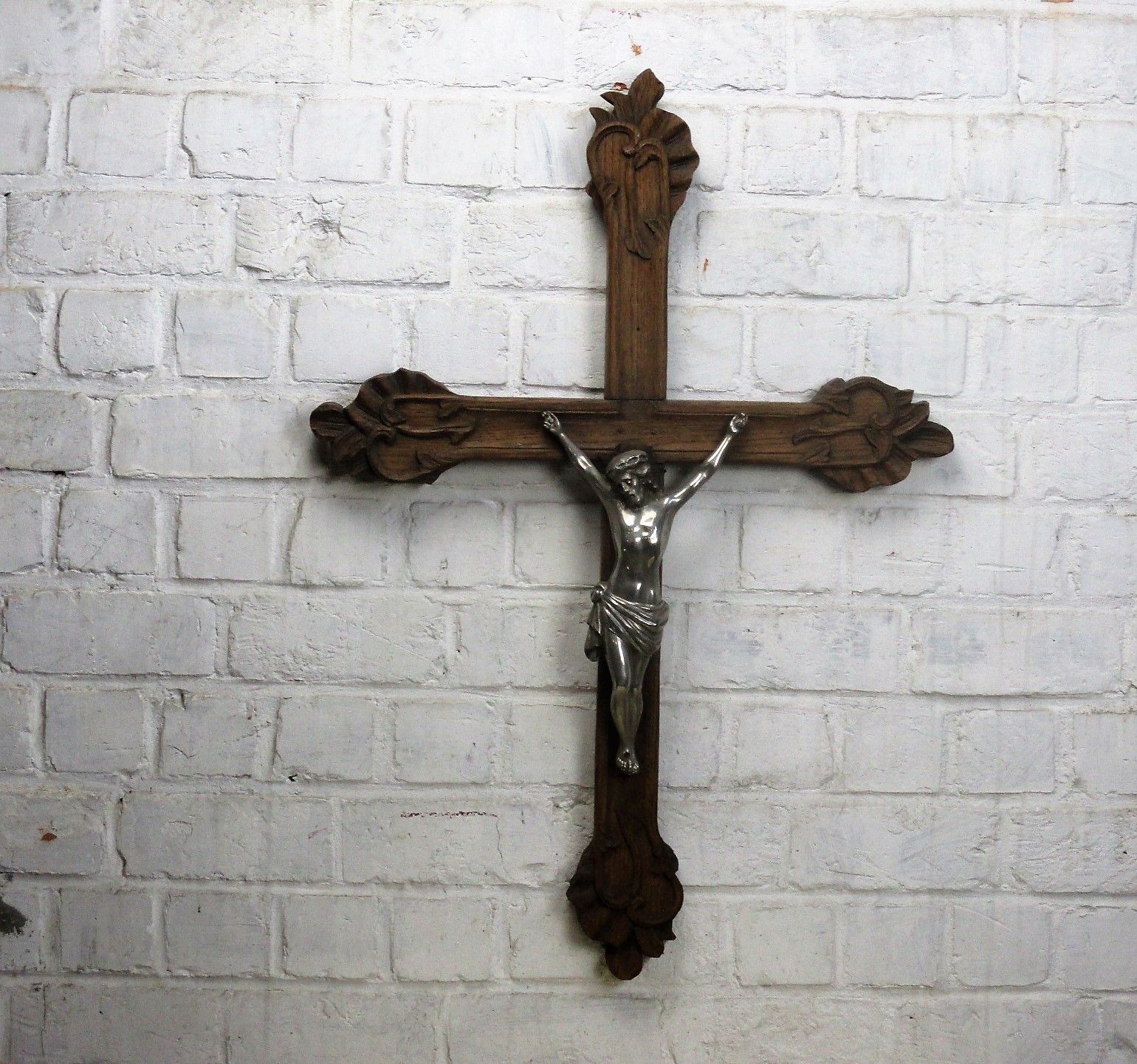 Large Vintage Oak Hanging Crucifix Cross Jesus Christ Spelter  Corpus 29.92"