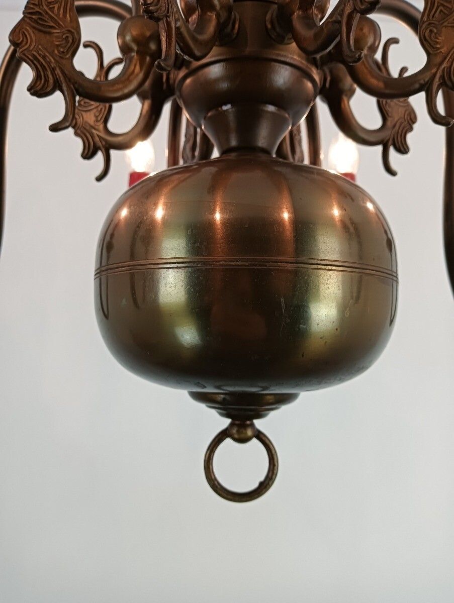 photo furniture Flemish Dutch  Chandelier 8 Arms Lights Brass  Heroic Eagles Vintage Farmhouse S