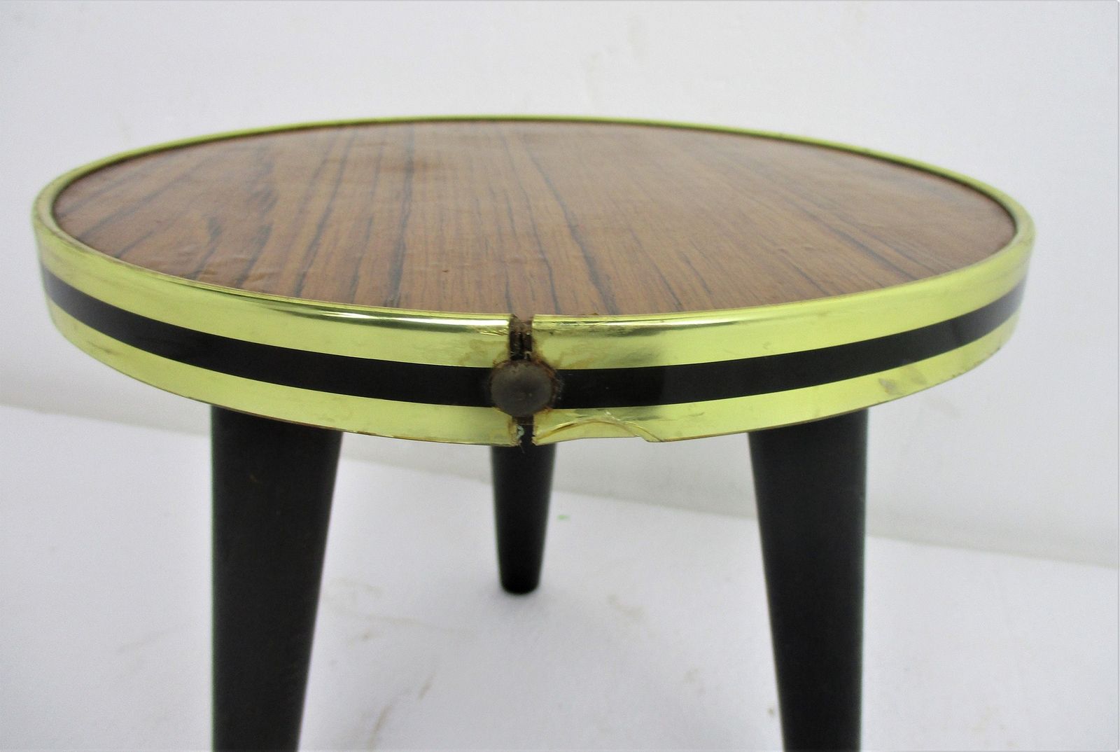 Small Vintage Tripod Coffee Side Table Mid Century Space Age Rockabilly Plant St photo Furniture