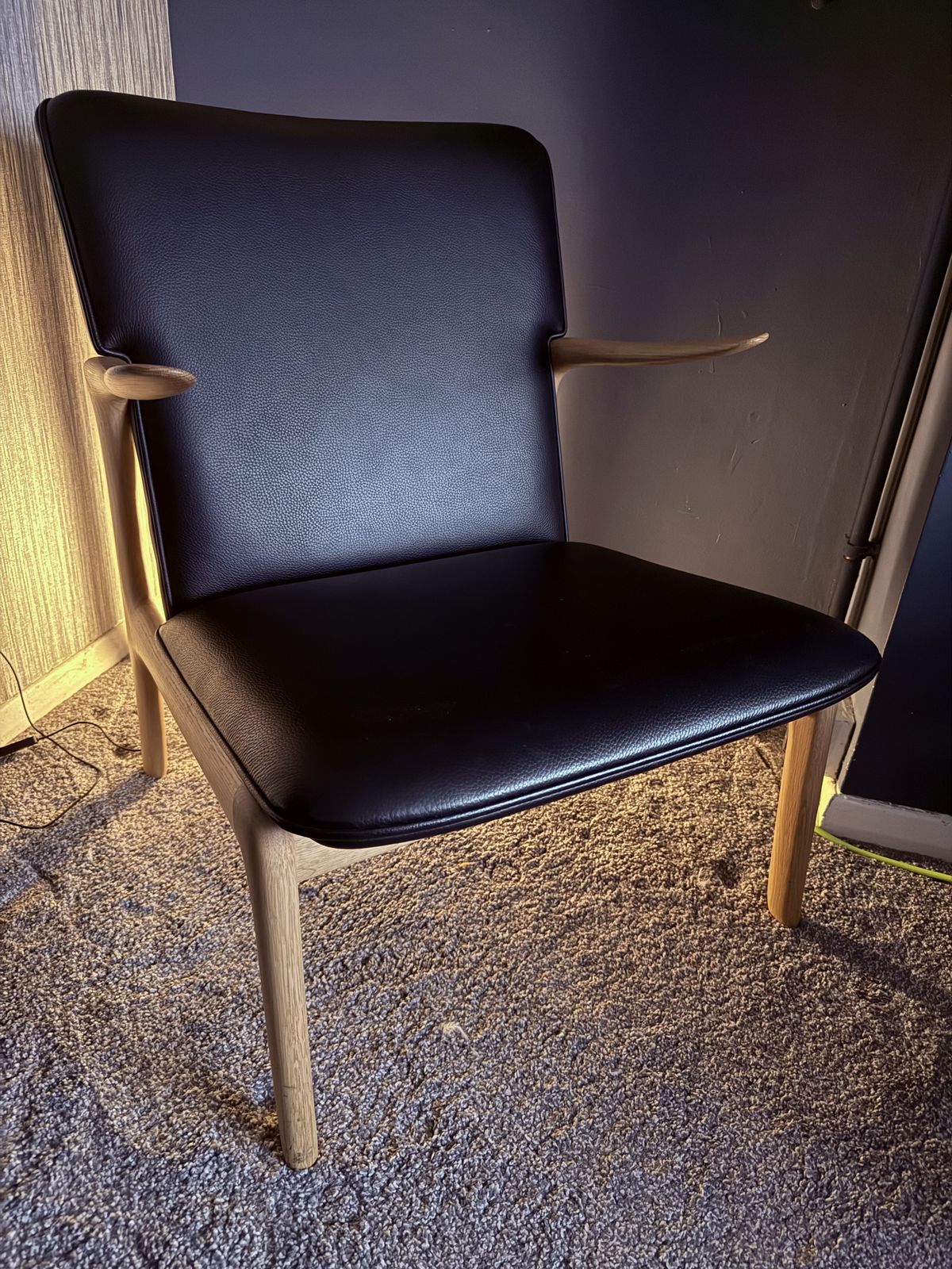 Carl Hansen Ow124 Beak Chair   Oiled Oak   Thor 301