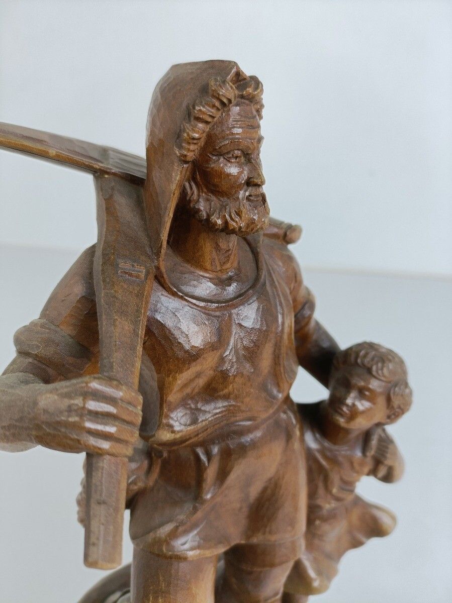 photo furniture Antique Wooden Statue Of Wilhelm Tell With His Son Brienz, 1890s Sculpture Signe