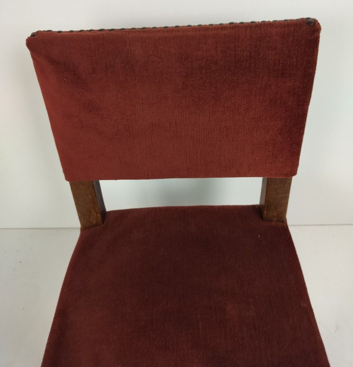 Small Antique Chair Children' S Chair Carved Wood Hobnails Pink Velvet photo vintage
