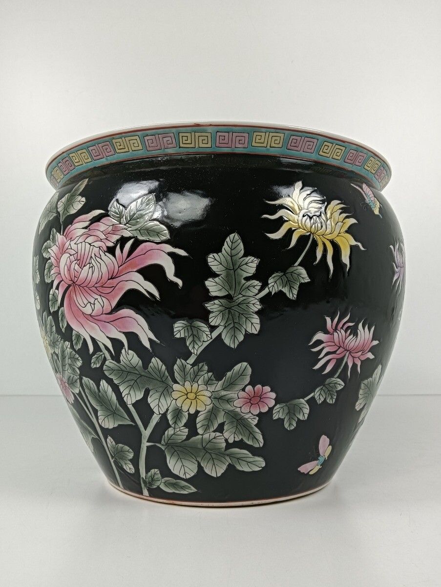 Chinese Porcelain Enamel Famille Rose Koi Fish Bowl Planter Vase Cachepot Flower photo furniture