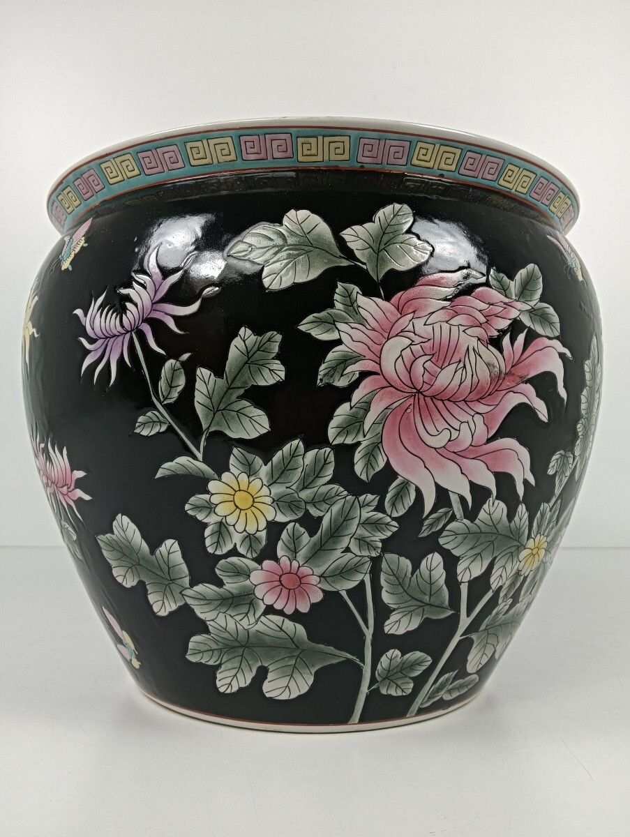 Chinese Porcelain Enamel Famille Rose Koi Fish Bowl Planter Vase Cachepot Flower photo 323.0