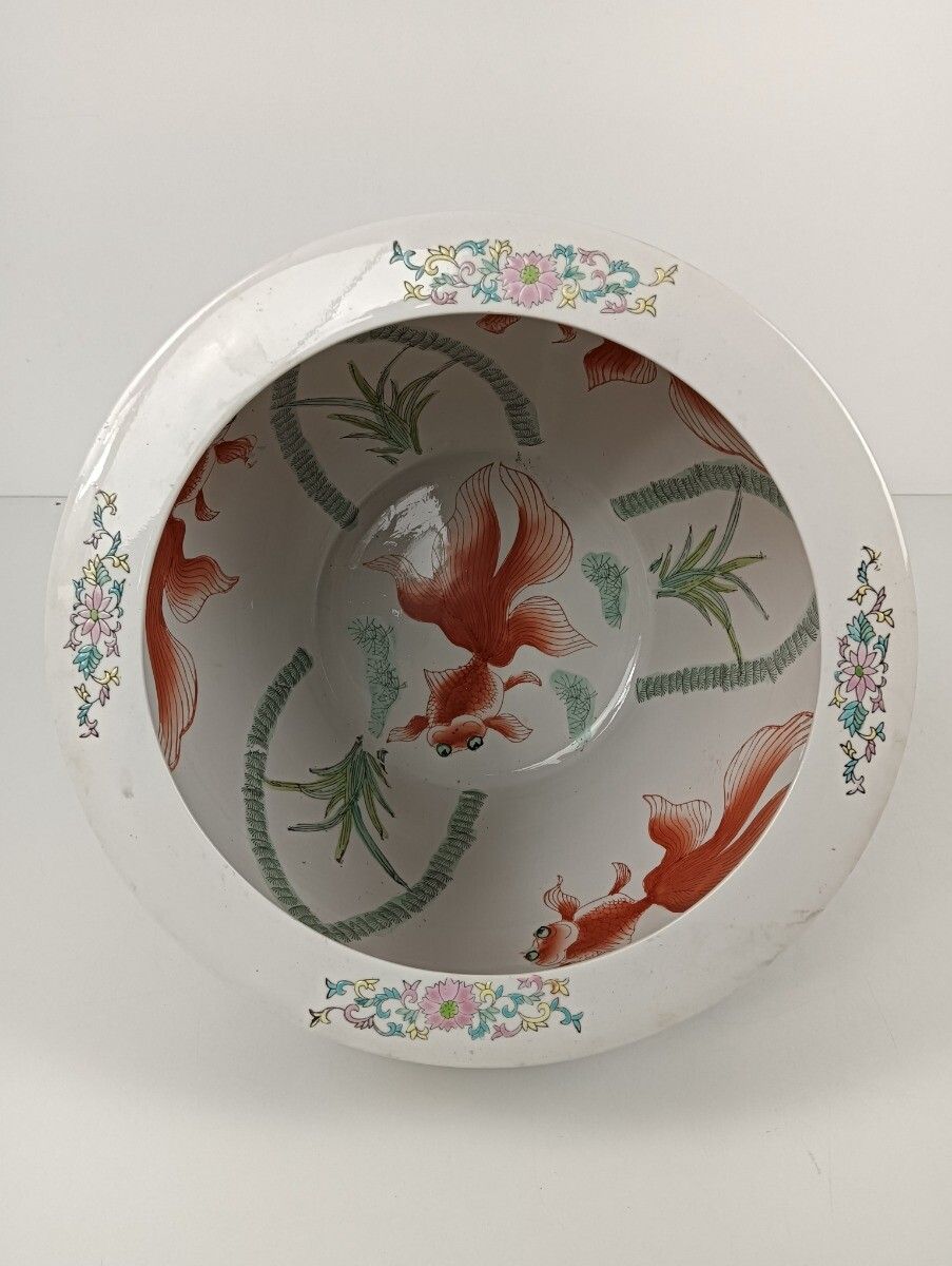 Chinese Porcelain Enamel Famille Rose Koi Fish Bowl Planter Vase Cachepot Flower photo vintage