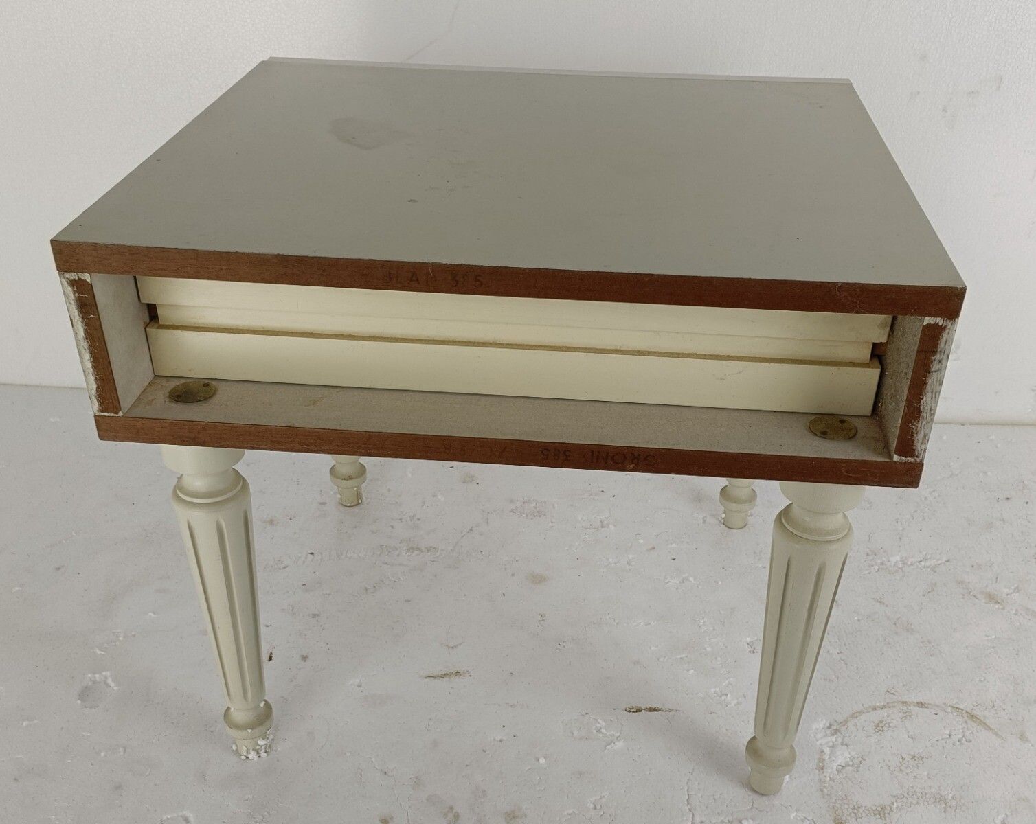 Vintage Night Stand Nightstand End Table Cabinet French Provincial Style White photo buy