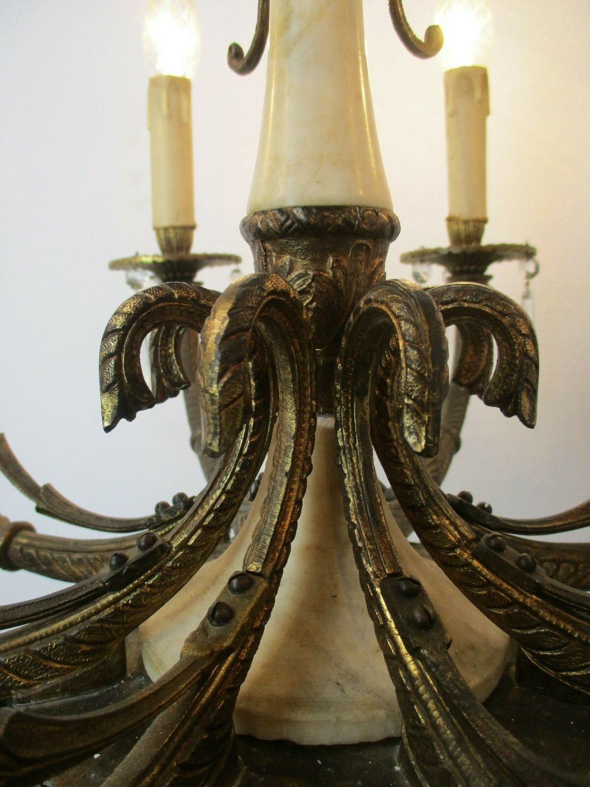 Impressive Chandelier Bronze Marble 8 Lights Arm Ornate Prisms Hollywood Regency photo vintage