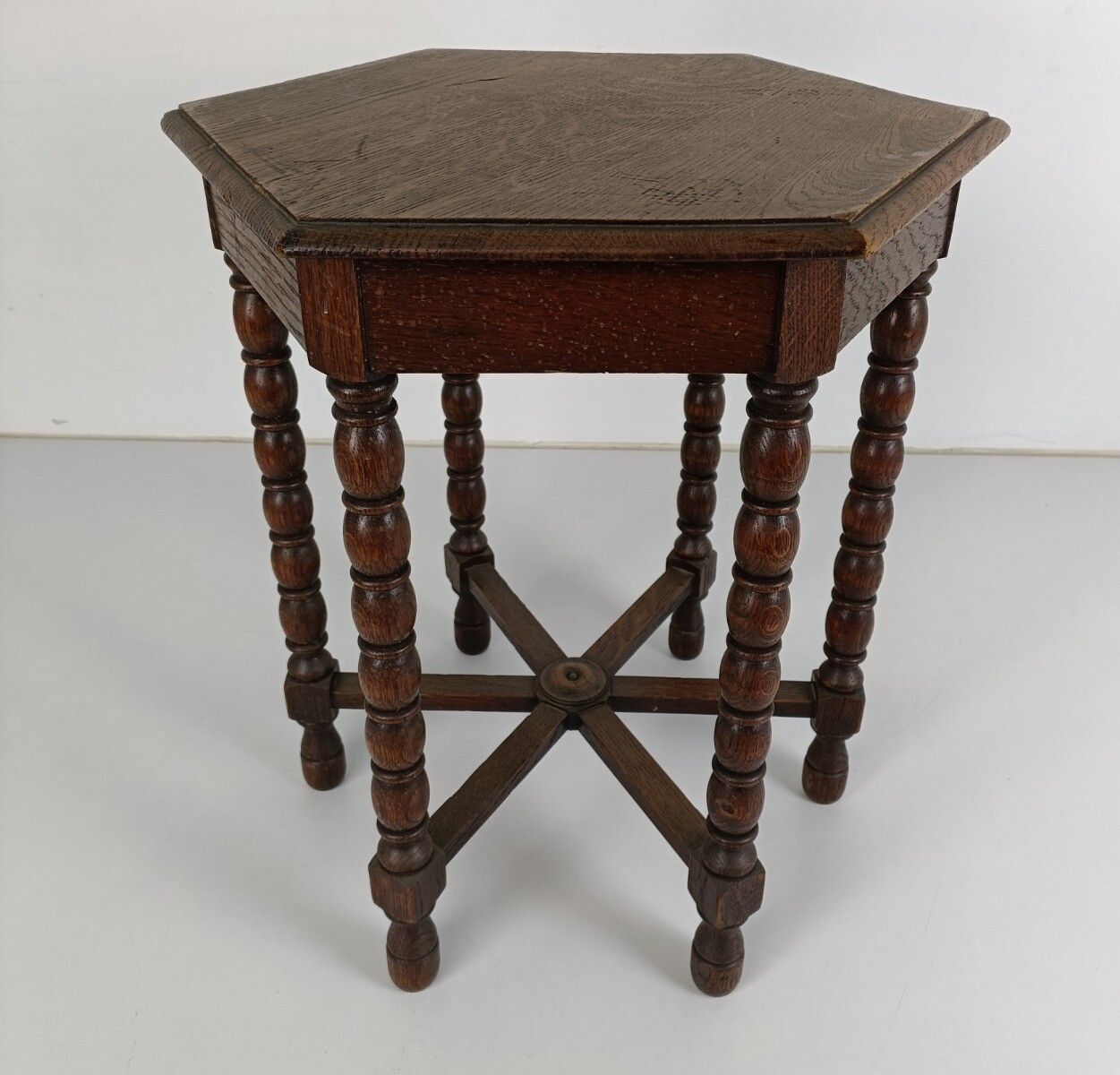 Antique Coffee Side Occasional Table Bobbin Legs Barn Farmhouse Style Gorgeous photo furniture