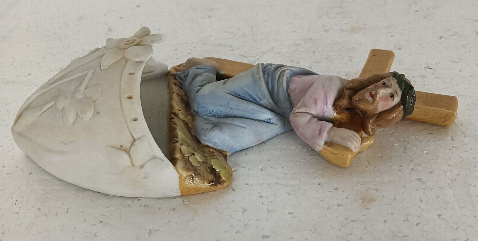 photo furniture Beautiful Antique Porcelain Holy Water Font Porcelain Jesus Carrying The Cross P