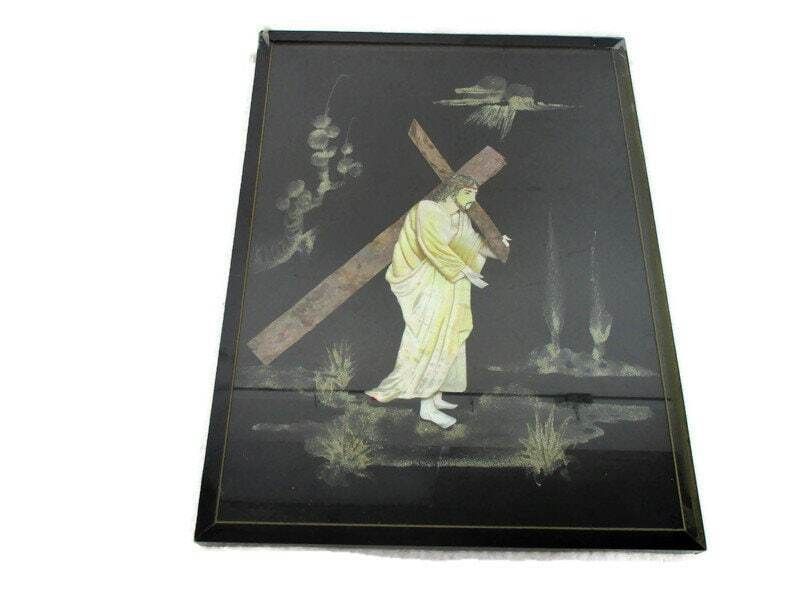 Shadow Box Shrine Wall Glass Panel Lovely Religious Scene Jesus Christ Carrying