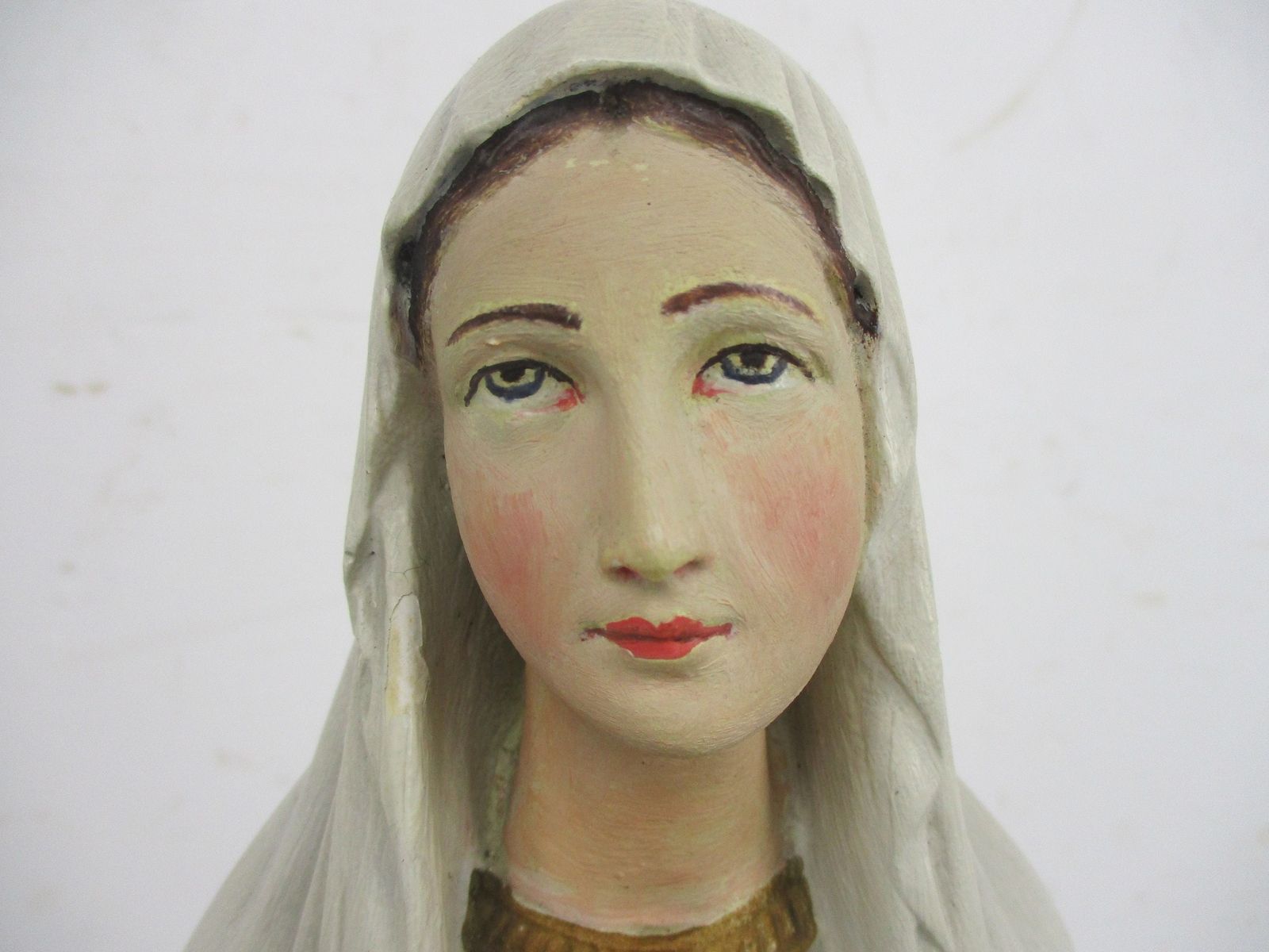 Large Statue Virgin Mary Madonna Plaster Folded Hands Chapel Gorgeous Face 24.4& photo furniture