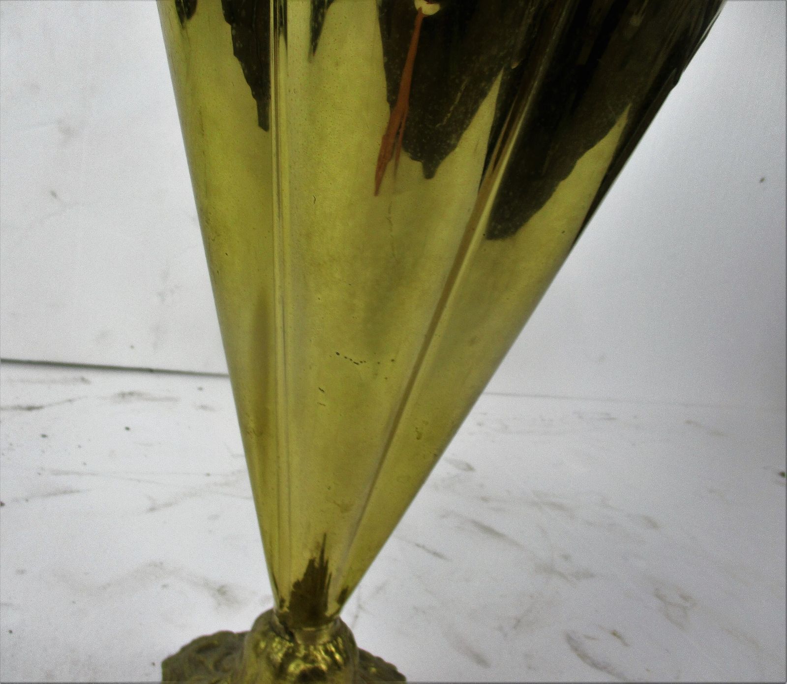 photo furniture Greyhound Dog Umbrella Kane Stand Hammered Brass 40s Mid Century Modern French 3