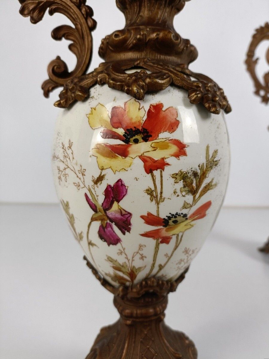 Large Couple Of Vases Pewters Porcelain Flower Pattern Ornate Spelter  50s Vinta photo vintage