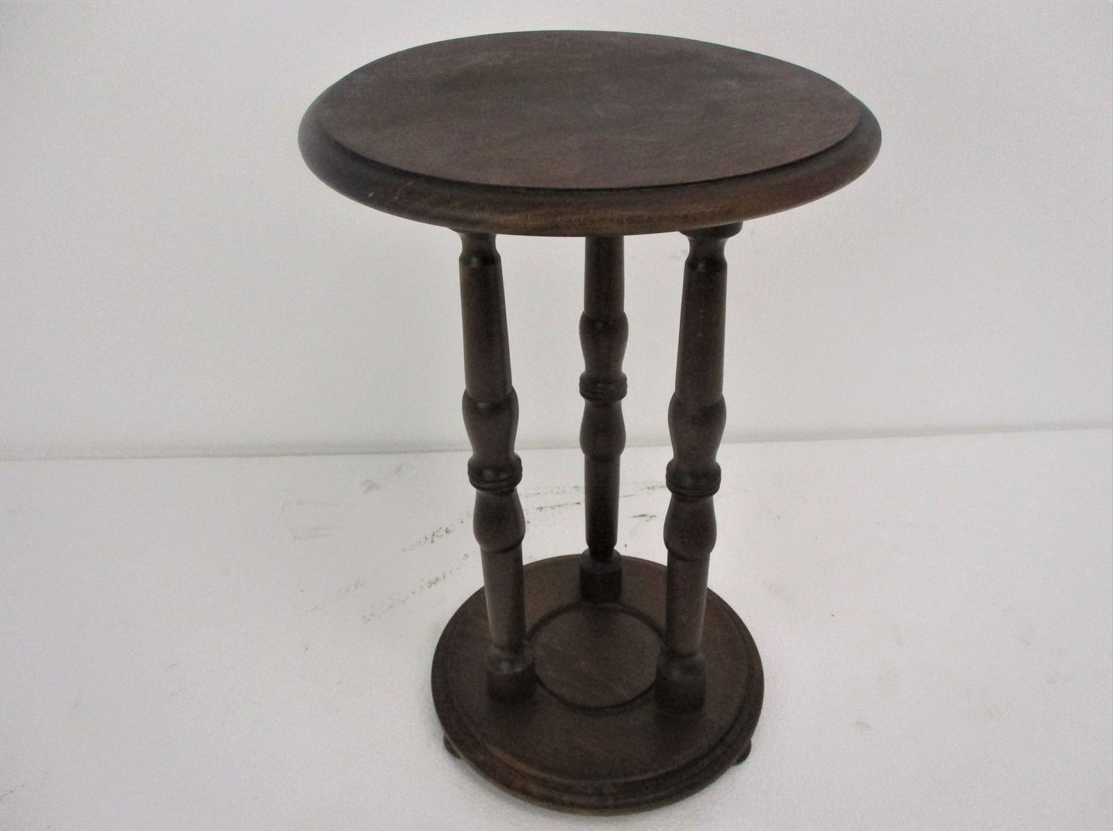 Hand Carved Wood Magnificent Pedestal Display Side Table Plant Stand Barn Countr photo furniture