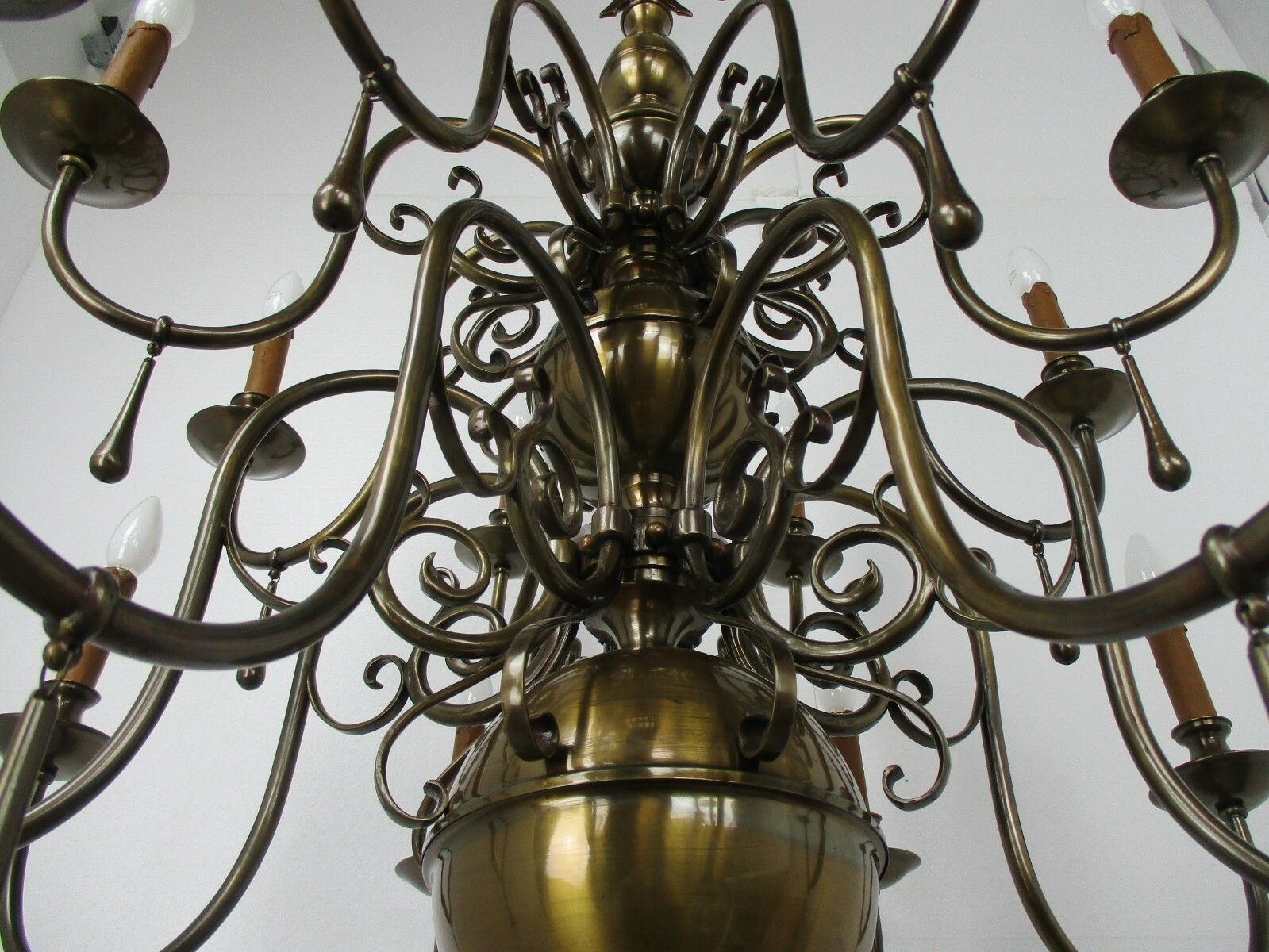 Huge Flemish Double 16 Arms Castle Chandelier Bronze Gilded With Butler Bell Wow photo 1373.0