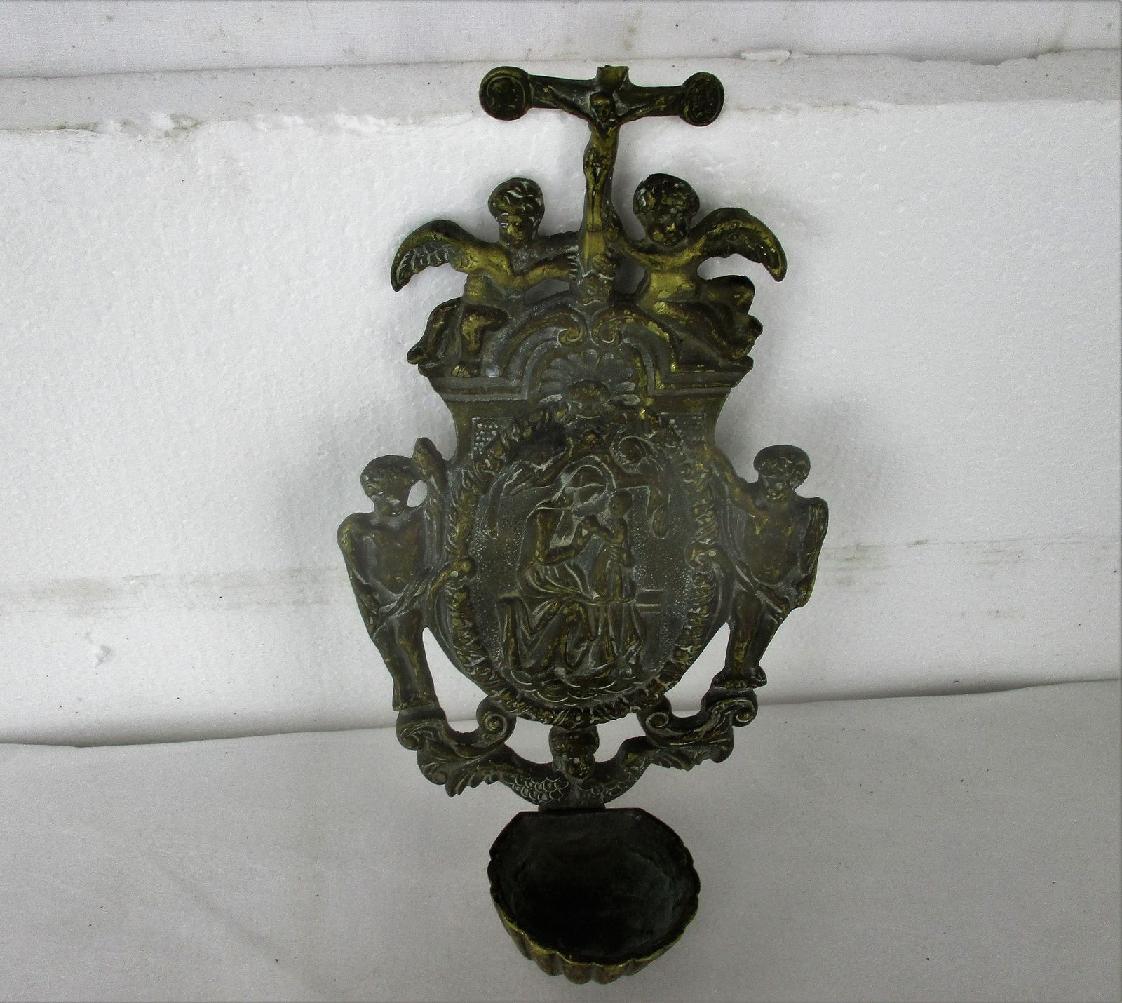 Large Brass Embossed Holy Water Font Angels Virgin Mary Infant Wall Hanging Cruc photo 81.0