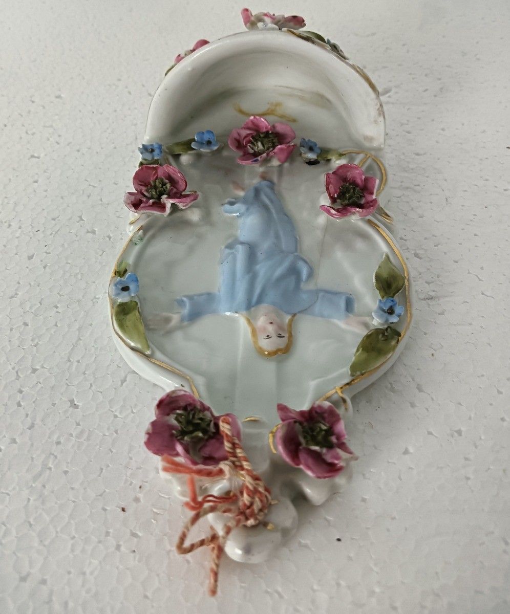 photo furniture Beautiful Antique Porcelain Holy Water Font Porcelain Flowers Jesus Risen Lord W