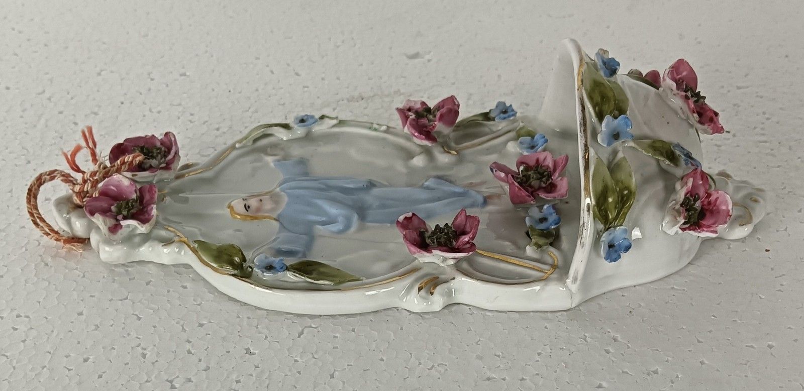 101.0 Beautiful Antique Porcelain Holy Water Font Porcelain Flowers Jesus Risen Lord W photo
