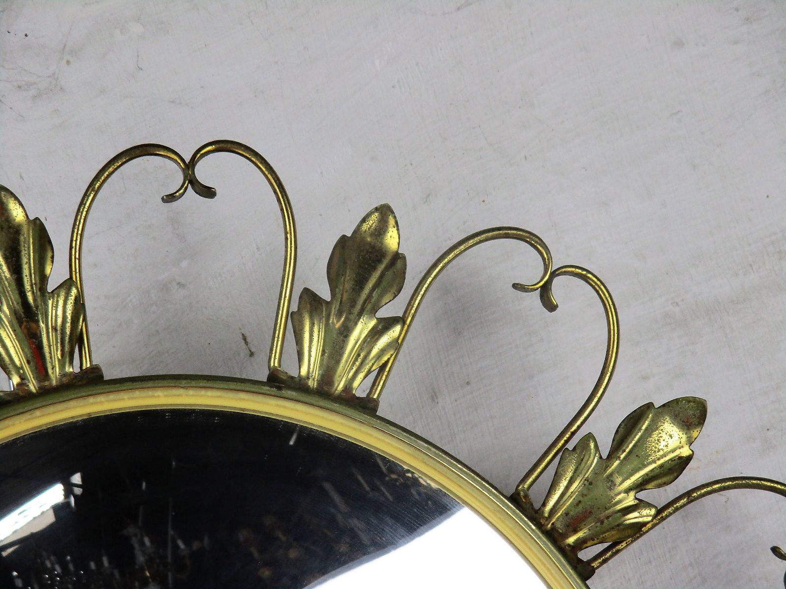 Vintage Starburst Sunburst Metal Wall Convex Mirror Mid Century Gold Leaves photo furniture