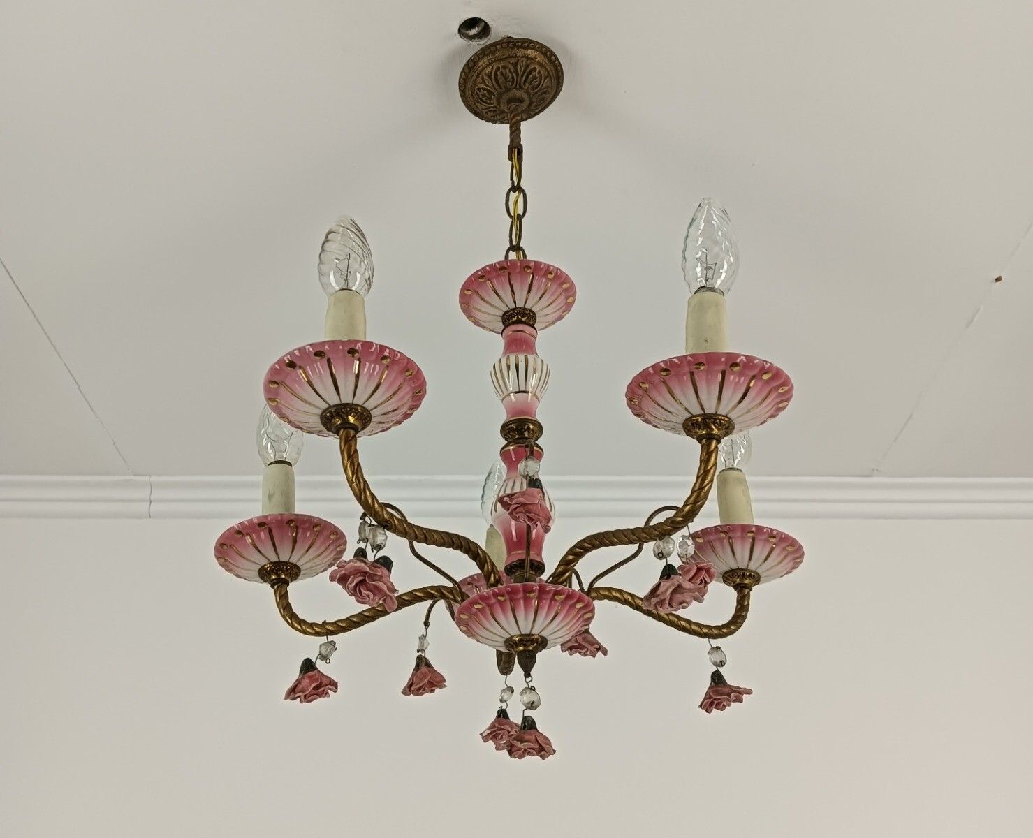 Romantic Italian Chandelier Small Pink Porcelain Flowers Brass 5 Lights Arm Vint photo 445.0