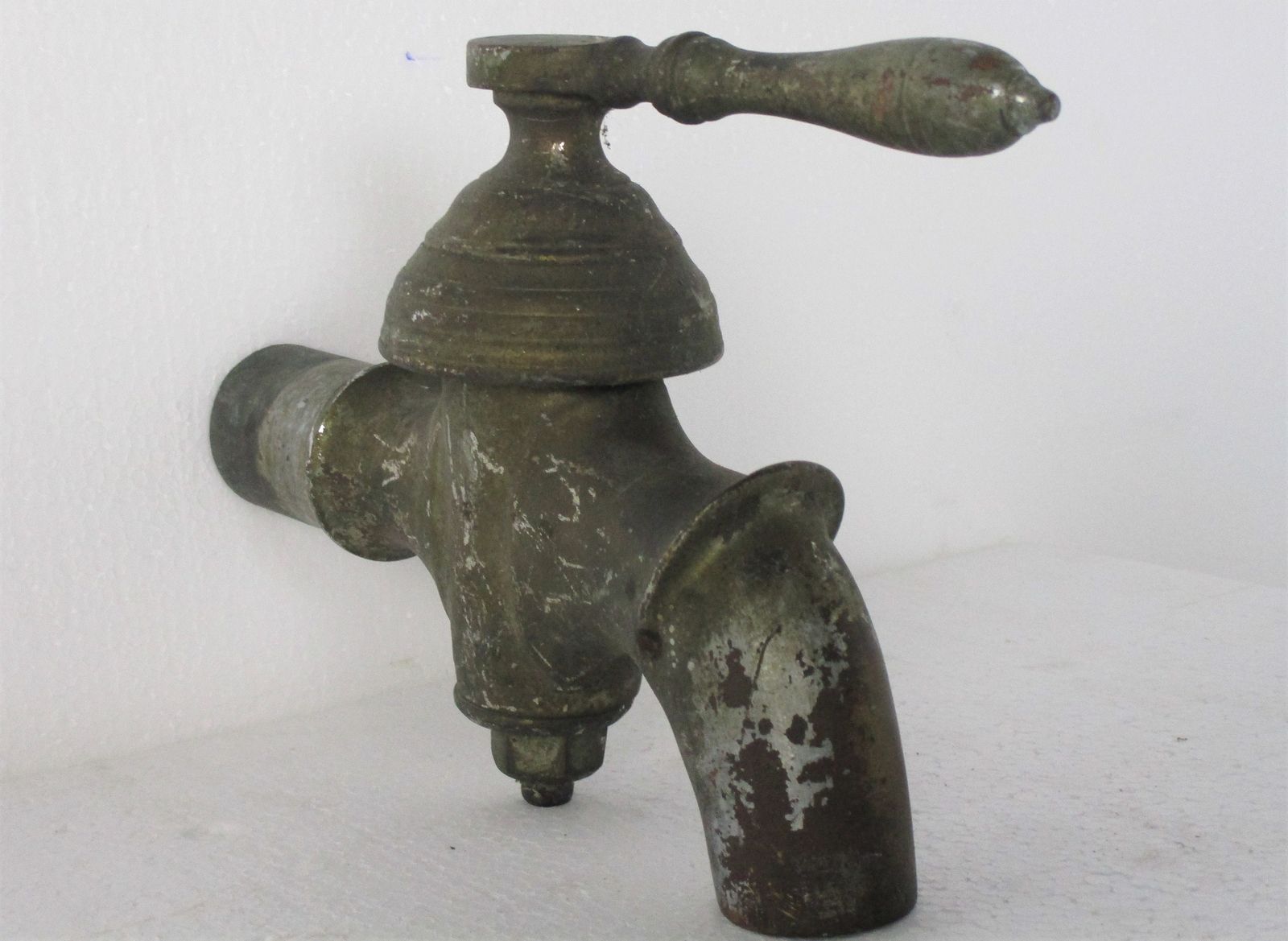 Large Antique Faucet Tap Architectural Industrial Barn Country Farmhouse Sink Re photo Home Decor