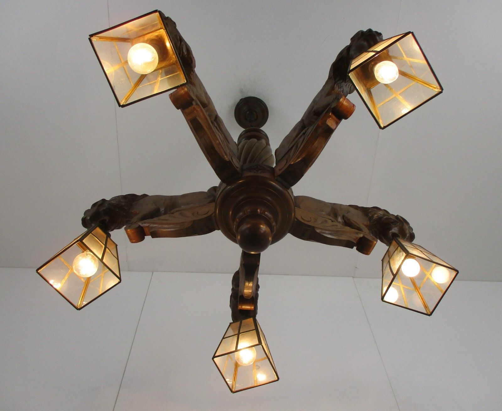 Hand Carved Wooden Chandelier  5 Arm Lights Barn Country Lion Heads Wow photo Lighting