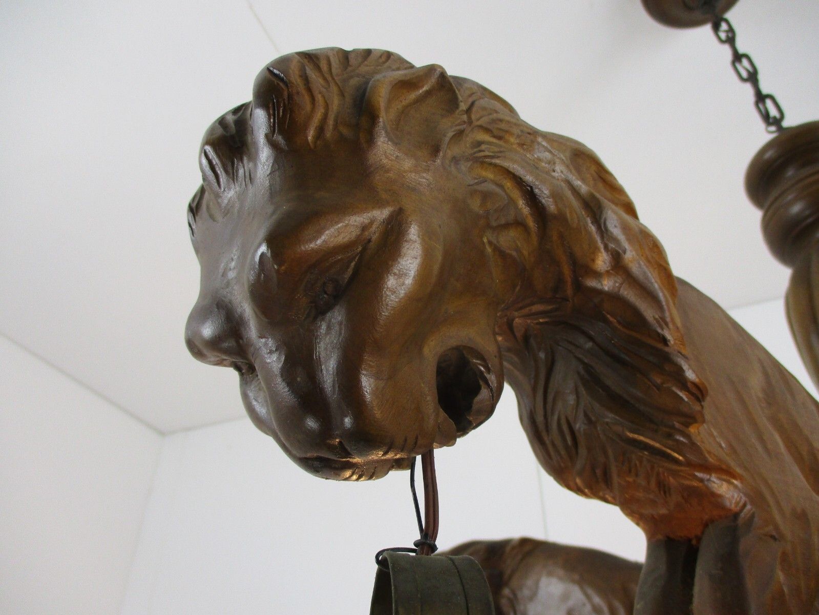 Hand Carved Wooden Chandelier  5 Arm Lights Barn Country Lion Heads Wow photo vinterior